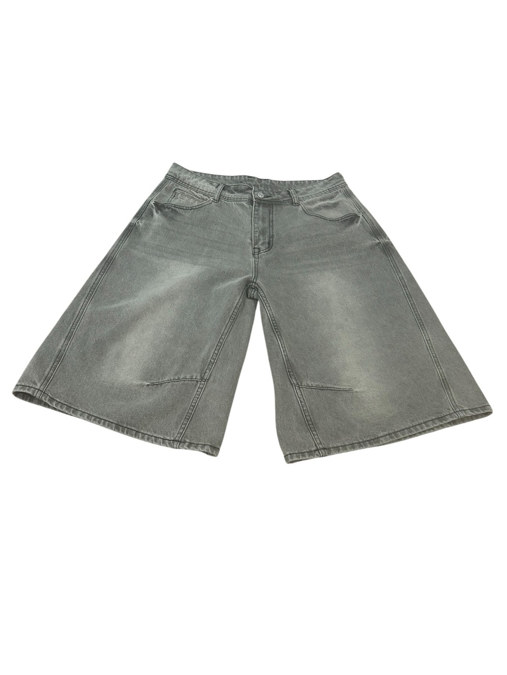 Aaron & Amber shorts Womens sz large Light Black Wash Denim Bermuda grunge flaw - Picture 2 of 14